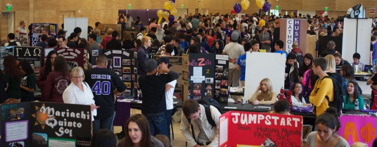 UW Student Activities fair at the HUB